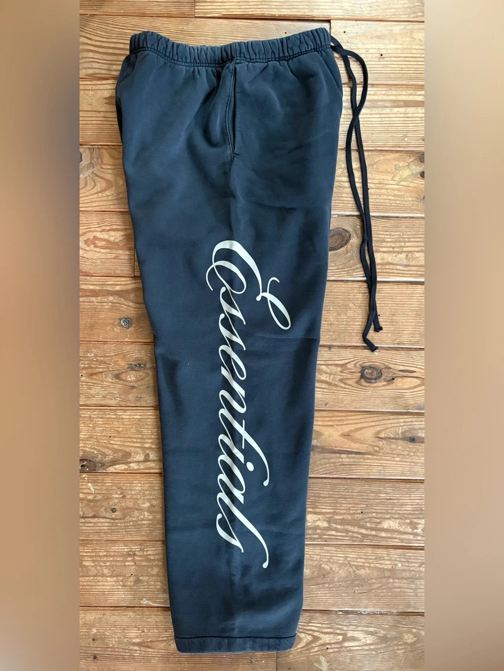 Fear of God Essentials Men’s Black Fleece Sweatpants Vertical Logo Size L